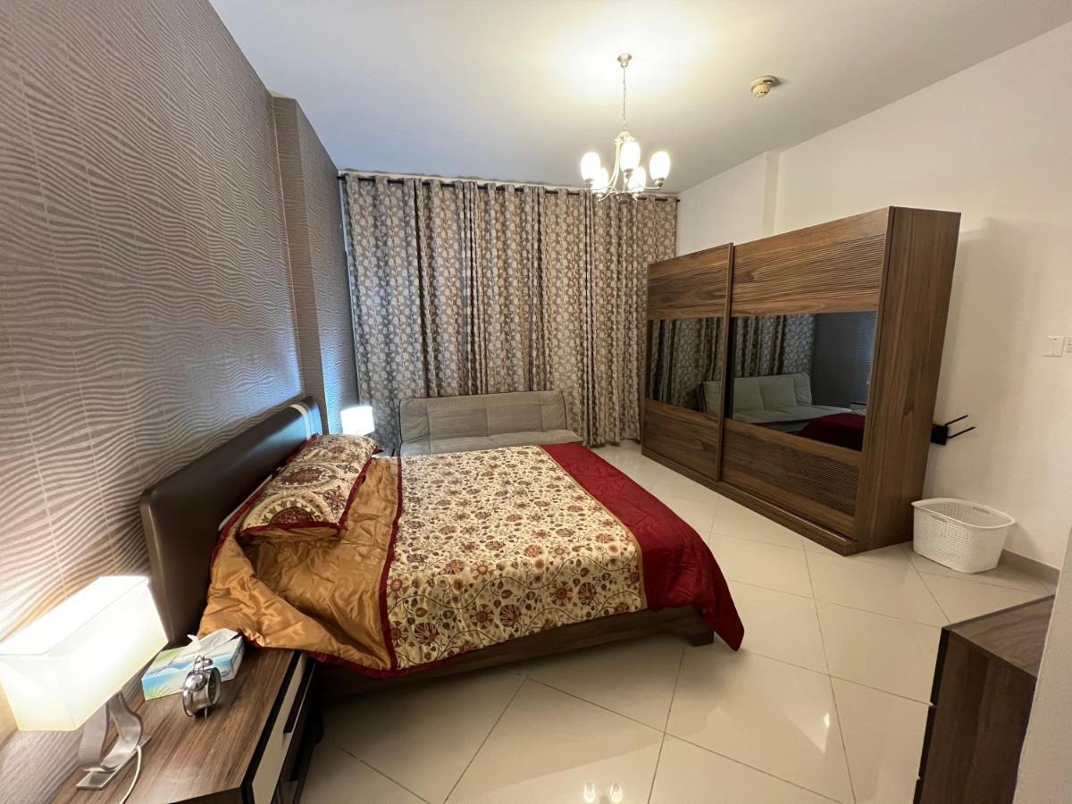 Large Size One Bedroom Apartment With Sea View Abu Dhabi Eksteriør bilde