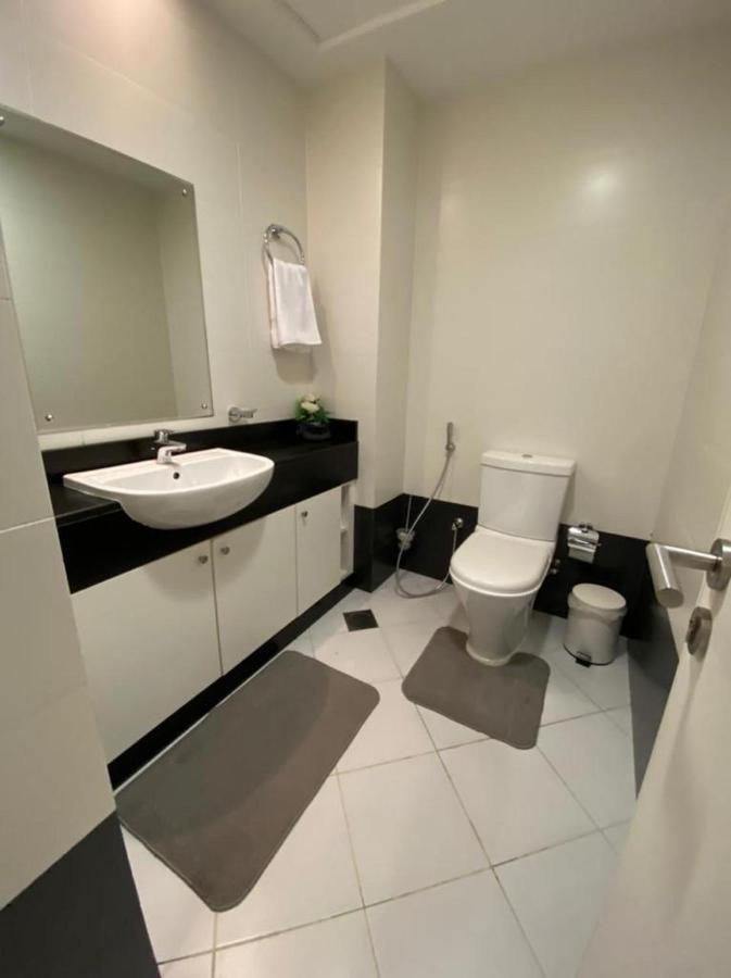 Large Size One Bedroom Apartment With Sea View Abu Dhabi Eksteriør bilde